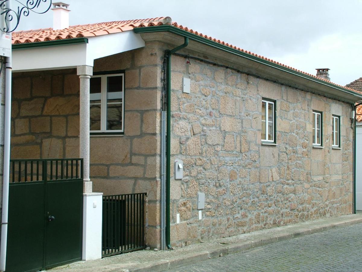 Casa D Toninha - Casas De Campo - Turismo Espaco Rural - Al Sernancelhe Экстерьер фото